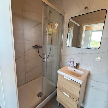 Bluestone Appartments 25qm Free And Near Parking *